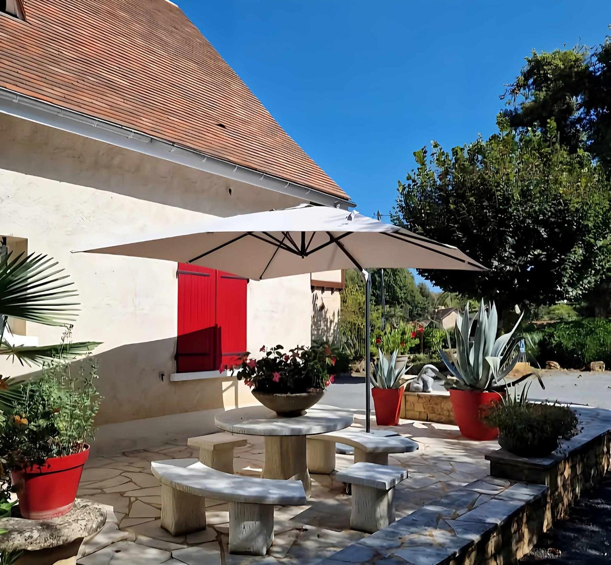 Hotel La Bayardine Sarlat Esterno foto